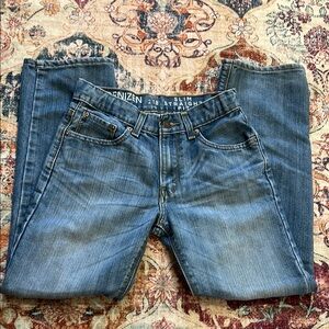 Boys blue DENIZEN LEVI’s jeans. 218 Slim straight fit. 14 reg